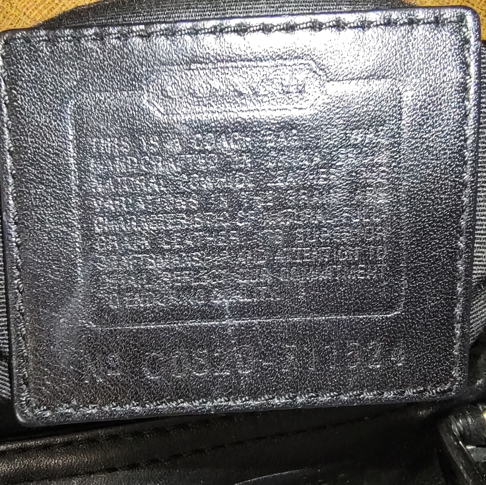 Coach Y2K vintage leather buckle Gallery tote #F11524 EUC - Picture 2 of 8